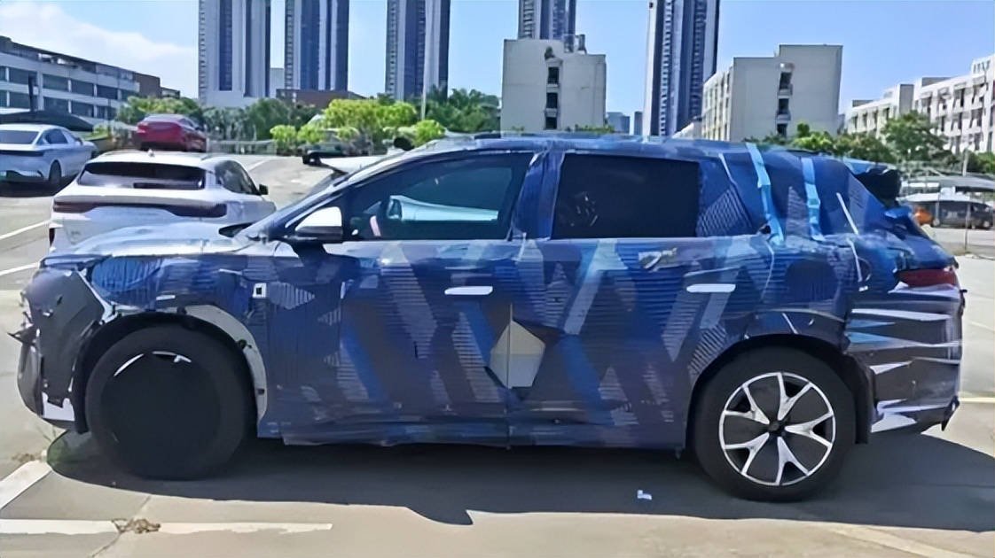 BYD Tang L Profile