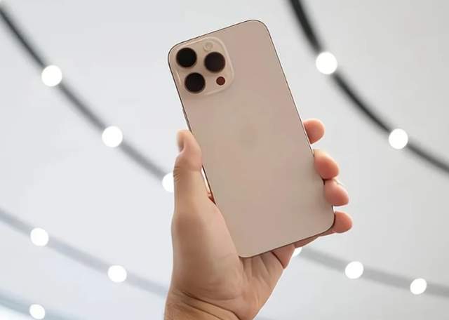 Apple surpassing Samsung