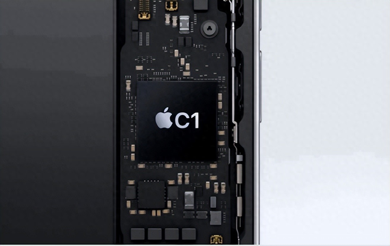 iPhone 16e
