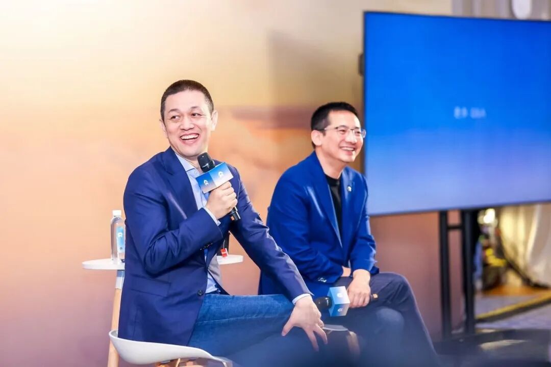 NIO's crisis and rescue